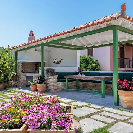 Aretousa & Città di Skopelos