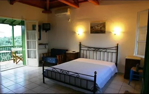 Aretousa & Apartamento *